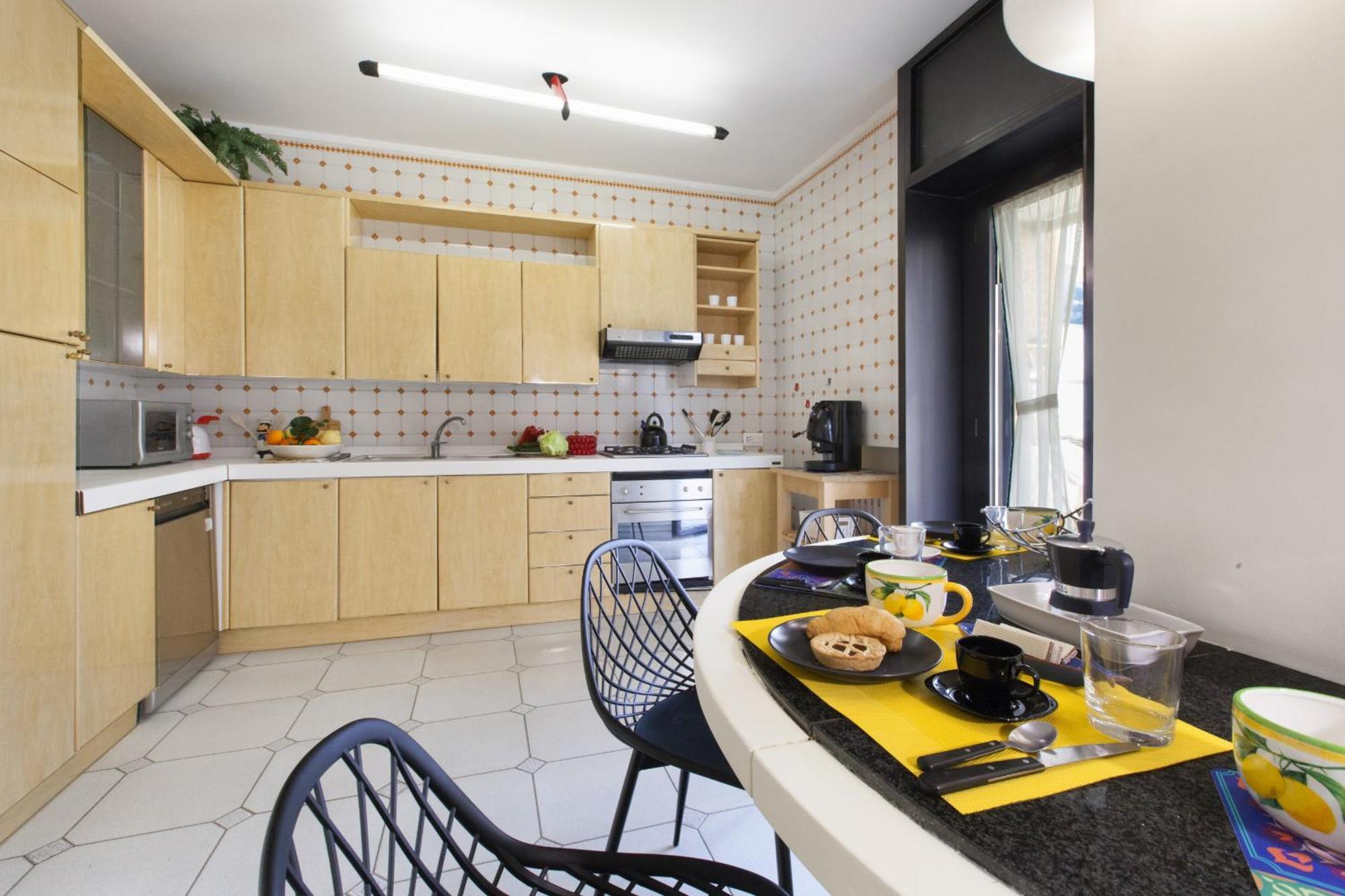 Estate4Home - Maison Wally Соренто Екстериор снимка