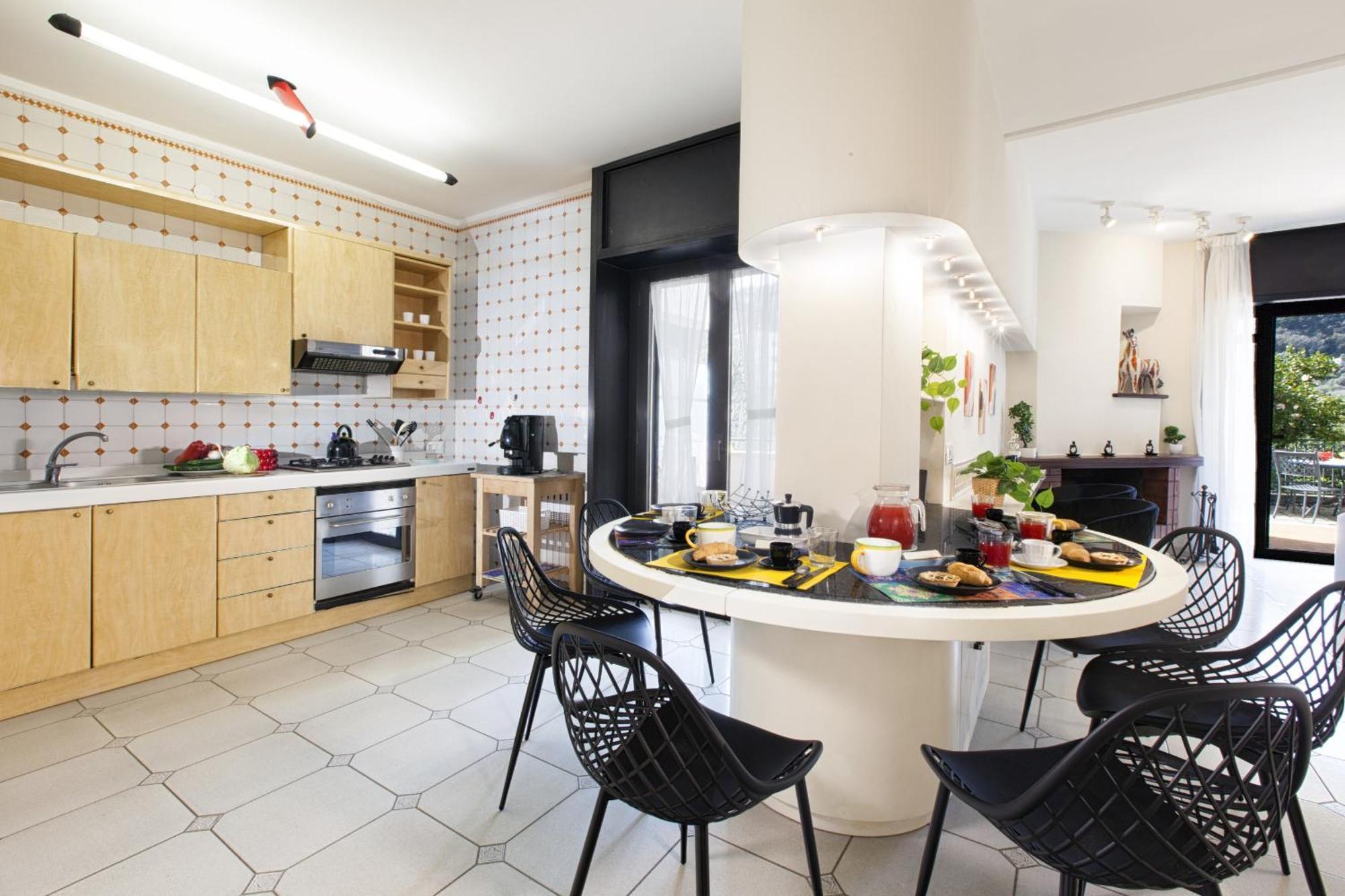 Estate4Home - Maison Wally Соренто Екстериор снимка